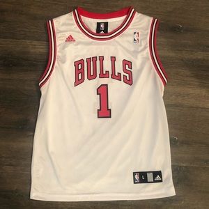 Like New Derrick Rose #1 Jersey